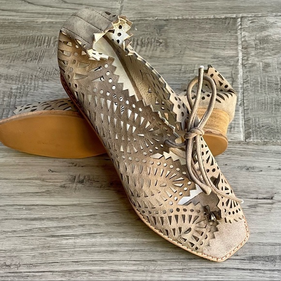 Jeffrey Campbell Wedge Sandals “Espejo” Taupe Suede Rodillo Lace-Up Low Size 8 - Picture 12 of 16